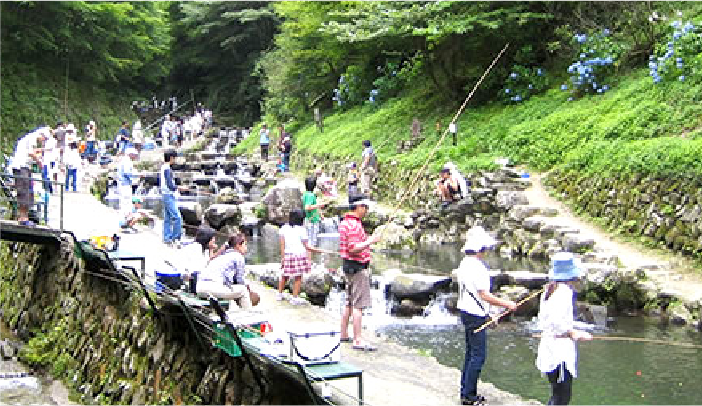 千早川マス釣り場